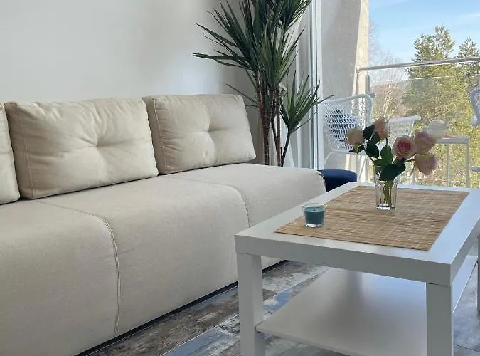 M Zlatni Breg Apartment *