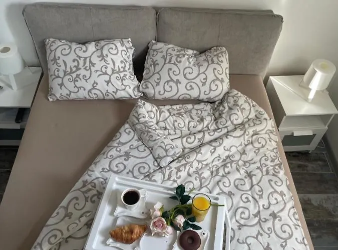 Apartment M Zlatni Breg