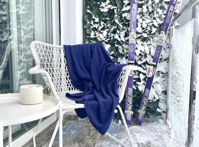 M Zlatni Breg Apartment *